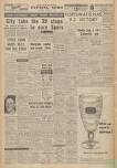 Manchester Evening News Saturday 01 November 1958 Page 8