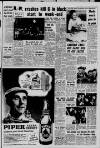 Manchester Evening News Saturday 01 December 1962 Page 7