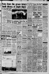 Manchester Evening News Saturday 01 December 1962 Page 9
