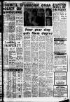 Lincolnshire Echo Tuesday 11 February 1975 Page 9
