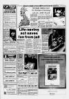 Lincolnshire Echo Wednesday 22 November 1989 Page 11