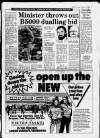 Tamworth Herald Friday 14 October 1988 Page 9