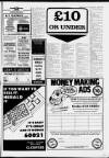 Tamworth Herald Friday 02 December 1988 Page 89