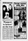 Tamworth Herald Friday 03 December 1993 Page 15