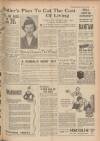 Sunday Post Sunday 04 May 1952 Page 3