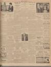 Northampton Mercury Friday 31 March 1933 Page 3