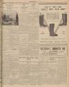 Northampton Mercury Friday 10 November 1933 Page 3