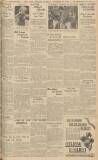 Leeds Mercury Saturday 18 November 1933 Page 7