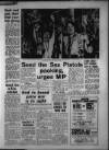 Leicester Daily Mercury Wednesday 05 January 1977 Page 19