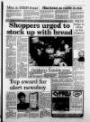 Leicester Daily Mercury Thursday 22 December 1988 Page 9