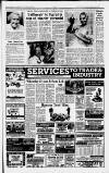 Huddersfield Daily Examiner Tuesday 15 November 1988 Page 9