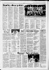 Huddersfield Daily Examiner Friday 15 September 1989 Page 18