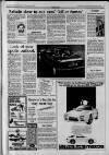 Huddersfield Daily Examiner Wednesday 01 November 1989 Page 9