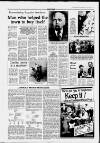 Huddersfield Daily Examiner Monday 15 January 1990 Page 9