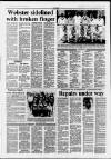 Huddersfield Daily Examiner Friday 23 April 1993 Page 18