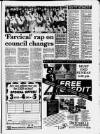 Grimsby Daily Telegraph Friday 03 December 1993 Page 11