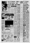 Scunthorpe Evening Telegraph Saturday 03 January 1976 Page 10