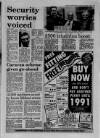 Scunthorpe Evening Telegraph Thursday 15 November 1990 Page 11