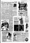 Londonderry Sentinel Saturday 03 January 1953 Page 3