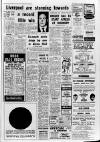 Star Green 'un Saturday 26 February 1966 Page 9