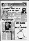 Fulham Chronicle Wednesday 10 February 1993 Page 17