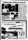 Buckinghamshire Examiner Friday 01 December 1989 Page 19