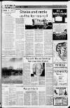 North Wales Weekly News Thursday 10 December 1981 Page 25