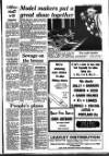 Newark Advertiser Friday 06 November 1987 Page 11