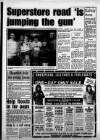 Hull Daily Mail Saturday 05 November 1988 Page 9
