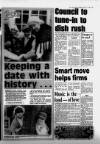 Hull Daily Mail Monday 17 April 1989 Page 17