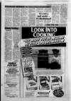 Grimsby Target Thursday 14 August 1986 Page 9
