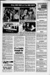 Stockport Express Advertiser Wednesday 09 December 1992 Page 21