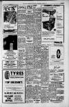 FAGSSEVB9 THE RETFORD GAINSBOROUGH AND WORKSOP TIMES FRIDAY OCTOBER 27 1967 For winter fashions is the big news You see