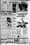 Macclesfield Express Thursday 18 November 1982 Page 9
