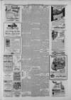 Horley & Gatwick Mirror Friday 12 December 1952 Page 9