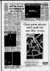 Horley & Gatwick Mirror Thursday 08 August 1991 Page 7