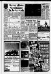 Horley & Gatwick Mirror Thursday 08 August 1991 Page 9