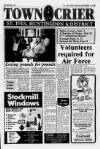 Huntingdon Town Crier Saturday 13 September 1986 Page 1