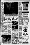 Nottingham Evening Post Monday 26 October 1970 Page 11
