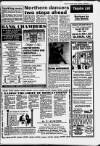 Runcorn & Widnes Herald & Post Friday 01 December 1989 Page 5