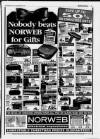 East Hull Advertiser Wednesday 06 December 1995 Page 9