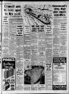 Farnborough News Tuesday 05 October 1976 Page 7