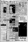 Manchester Evening News Friday 29 October 1965 Page 17