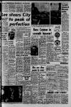 Manchester Evening News Monday 08 December 1969 Page 17