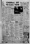 Manchester Evening News Friday 07 January 1972 Page 19