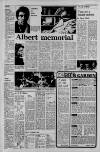 Manchester Evening News Saturday 08 January 1972 Page 19