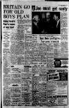 Manchester Evening News Tuesday 10 October 1972 Page 23