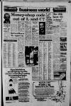 Manchester Evening News Monday 03 December 1973 Page 17