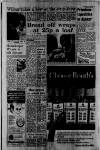 Manchester Evening News Monday 02 December 1974 Page 7