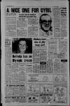 Manchester Evening News Saturday 03 January 1976 Page 14